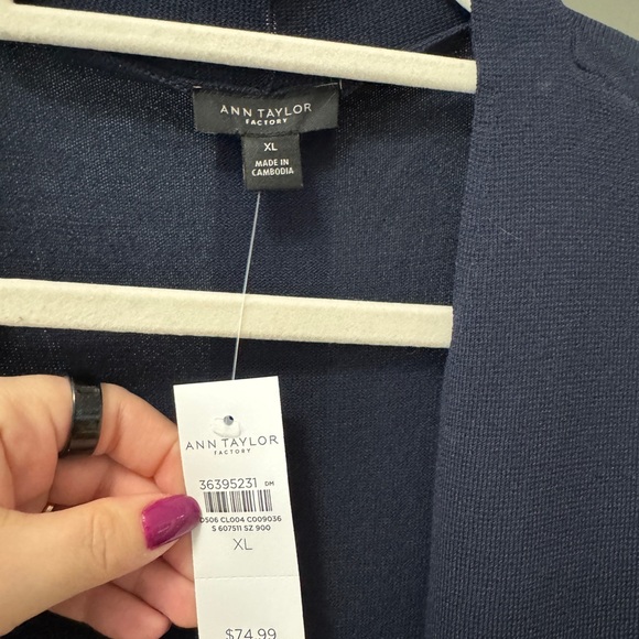 NEW with tags - Ann Taylor - Navy Blue Open Front Cardigan - XL - Picture 3 of 7